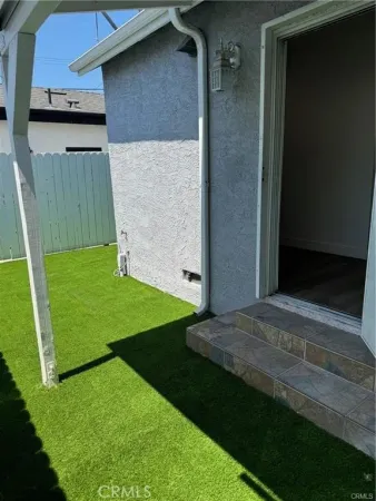 $1,890 | 6445 Tujunga Avenue, North Hollywood, CA 91606
