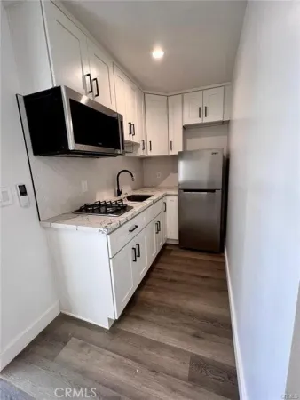 $1,890 | 6445 Tujunga Avenue, North Hollywood, CA 91606