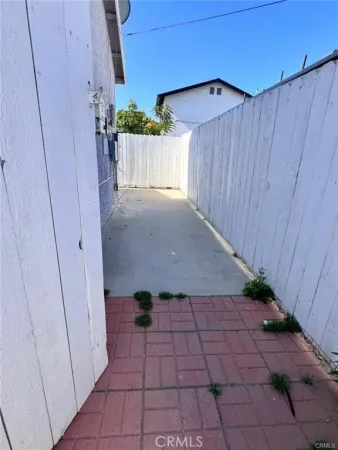 $1,890 | 6445 Tujunga Avenue, North Hollywood, CA 91606