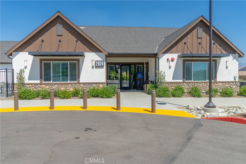 561 Yukon Road Rialto, CA 92377 - Photo 30 of 50 Clubhouse