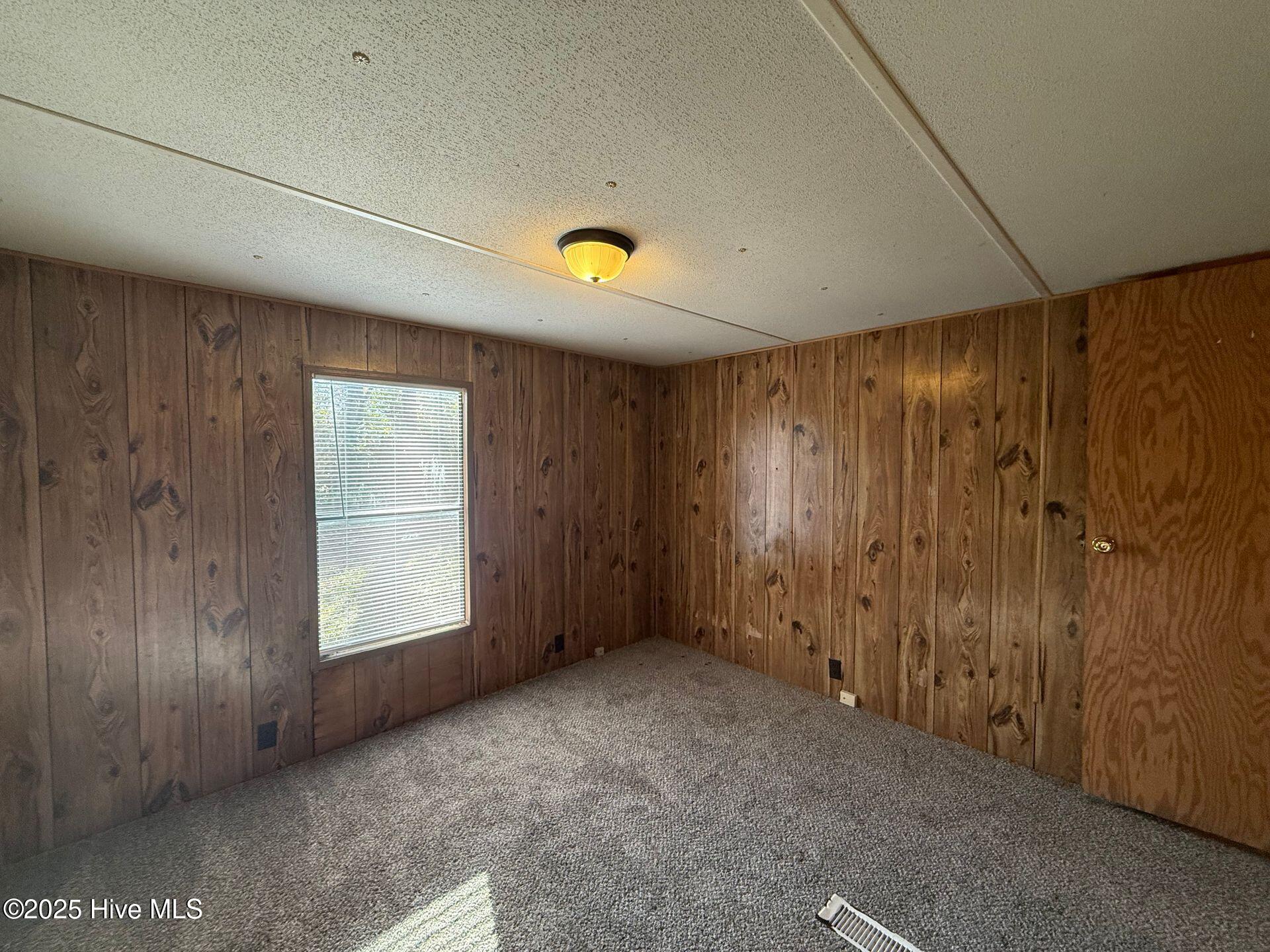 631 Holly Shelter Road, Unit 4 Jacksonville, NC 28540 - Photo 4 of 7 bedroom 2