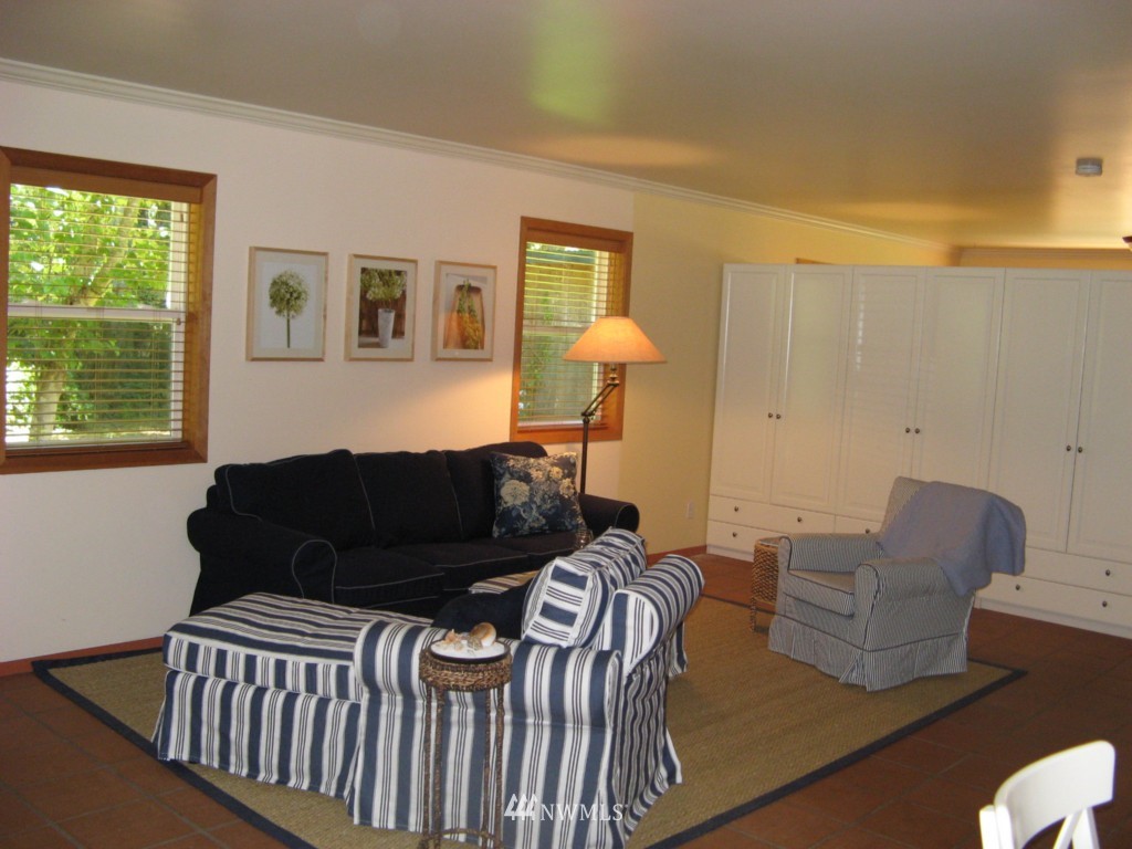 186 Cross Road Lopez Island, WA 98261 - Photo 4 of 11