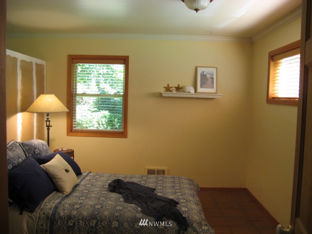 186 Cross Road Lopez Island, WA 98261 - Photo 7 of 11