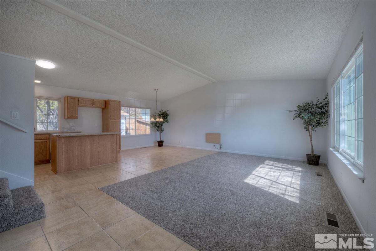 1645 Wyoming Avenue Reno, NV 89503 - Photo 9 of 28 a view of kitchen and window
