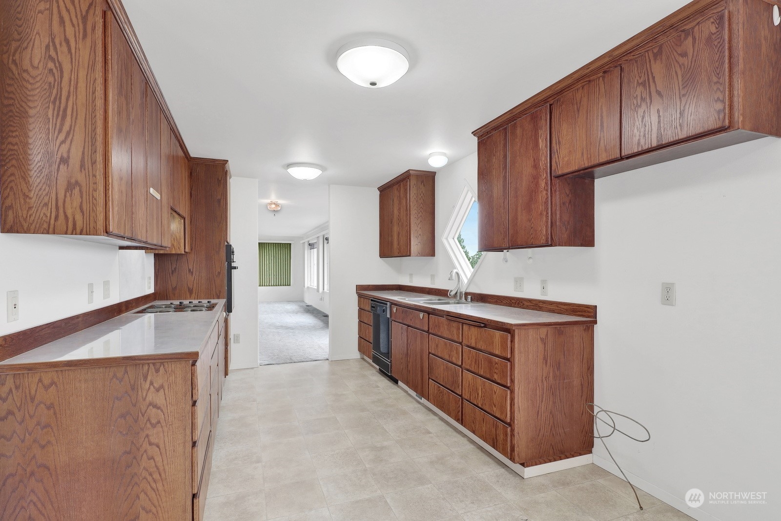 16317 Colony Road Bow, WA 98232 - Photo 18 of 40 Gallery Image 18
