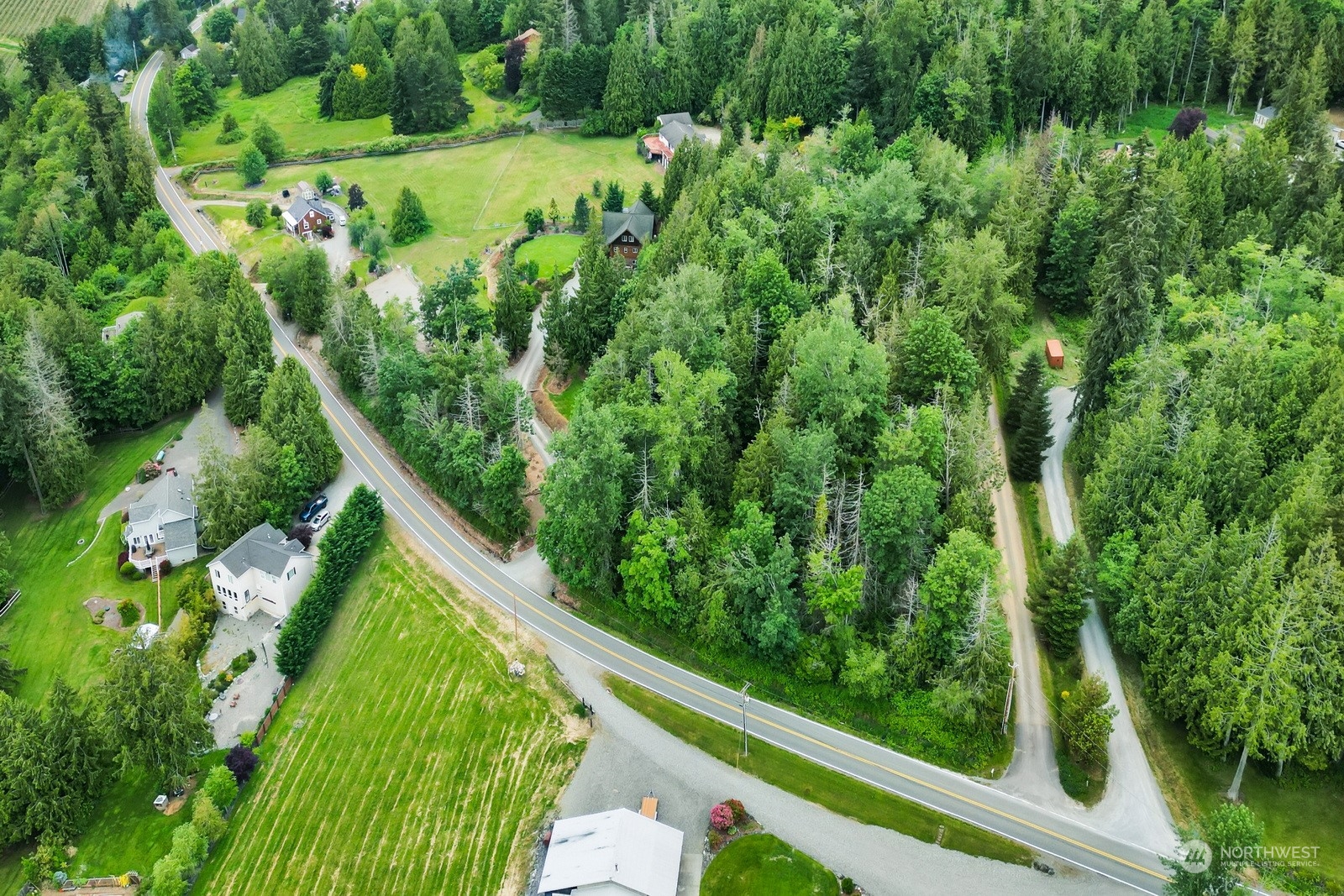 16317 Colony Road Bow, WA 98232 - Photo 4 of 40 Gallery Image 4