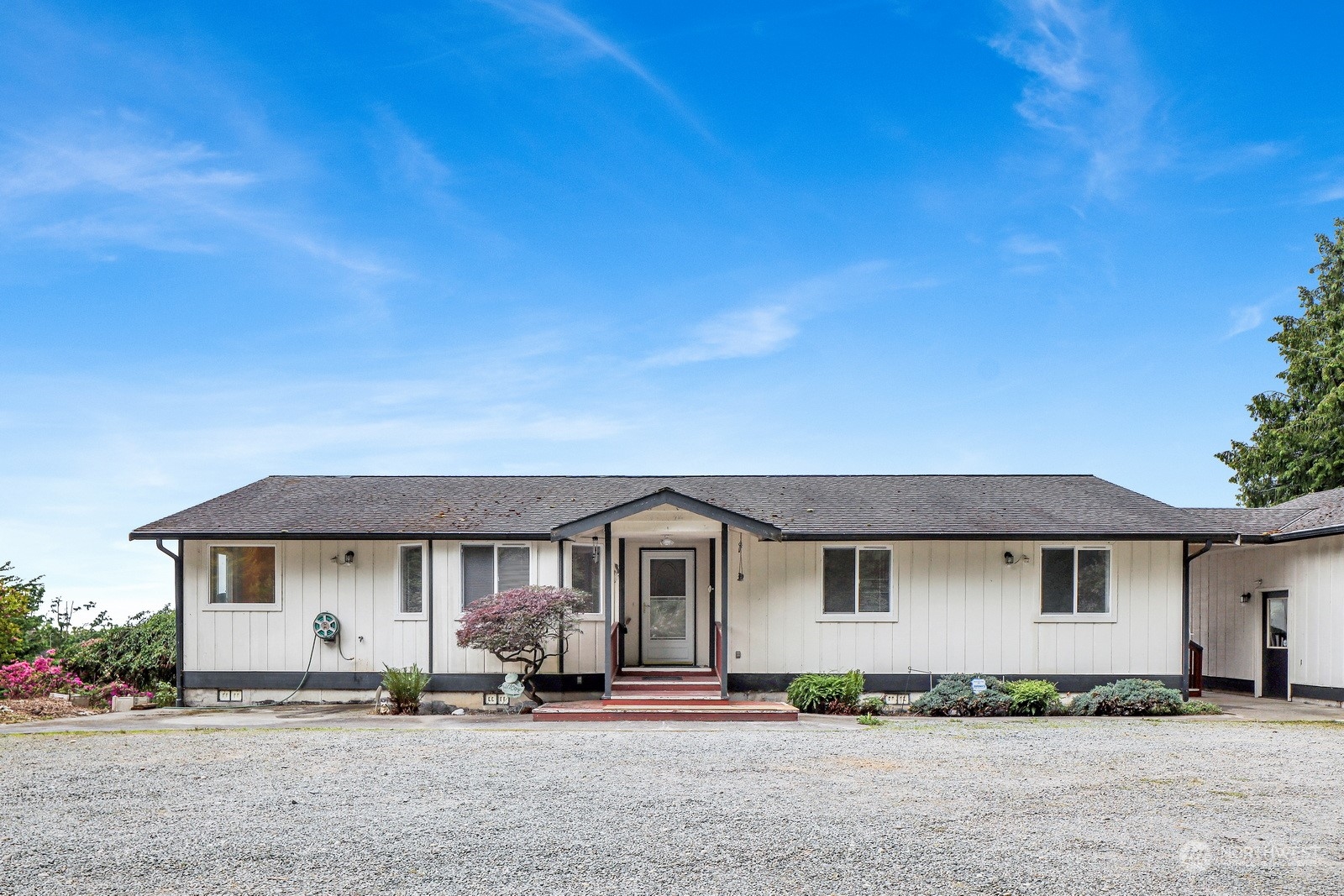 16317 Colony Road Bow, WA 98232 - Photo 9 of 40 Gallery Image 9