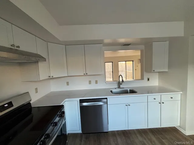 $3,150 | 8004 Chelsea Cove North, Hopewell Junction, NY 12533