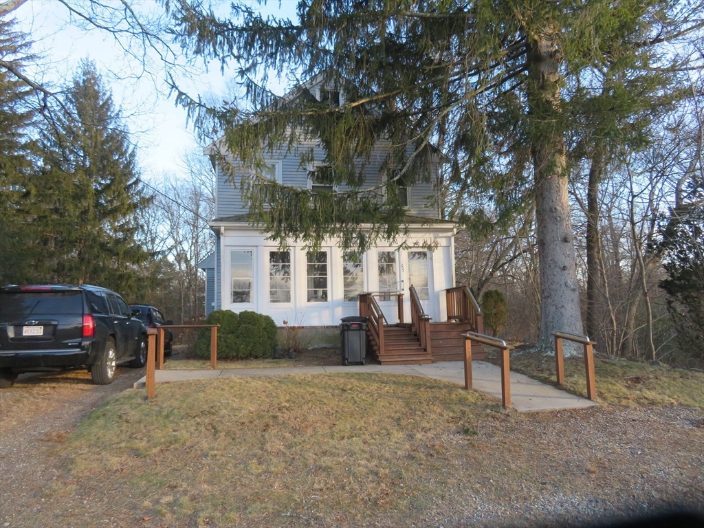 65 Station Street Stoughton, MA 02072 - Photo 3 of 11