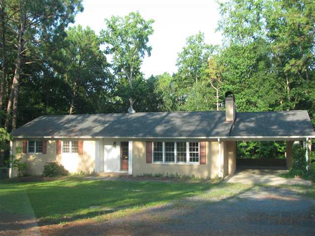 425 Midland Road Southern Pines, NC 28387 - Photo 1 of 3 Primary Photo
