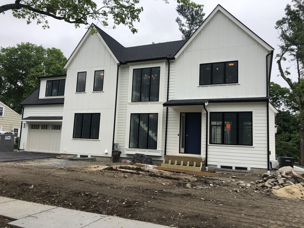 28 Coyne Road, Unit 28 Newton, MA 02468 - Photo 2 of 20 Gallery Image 2