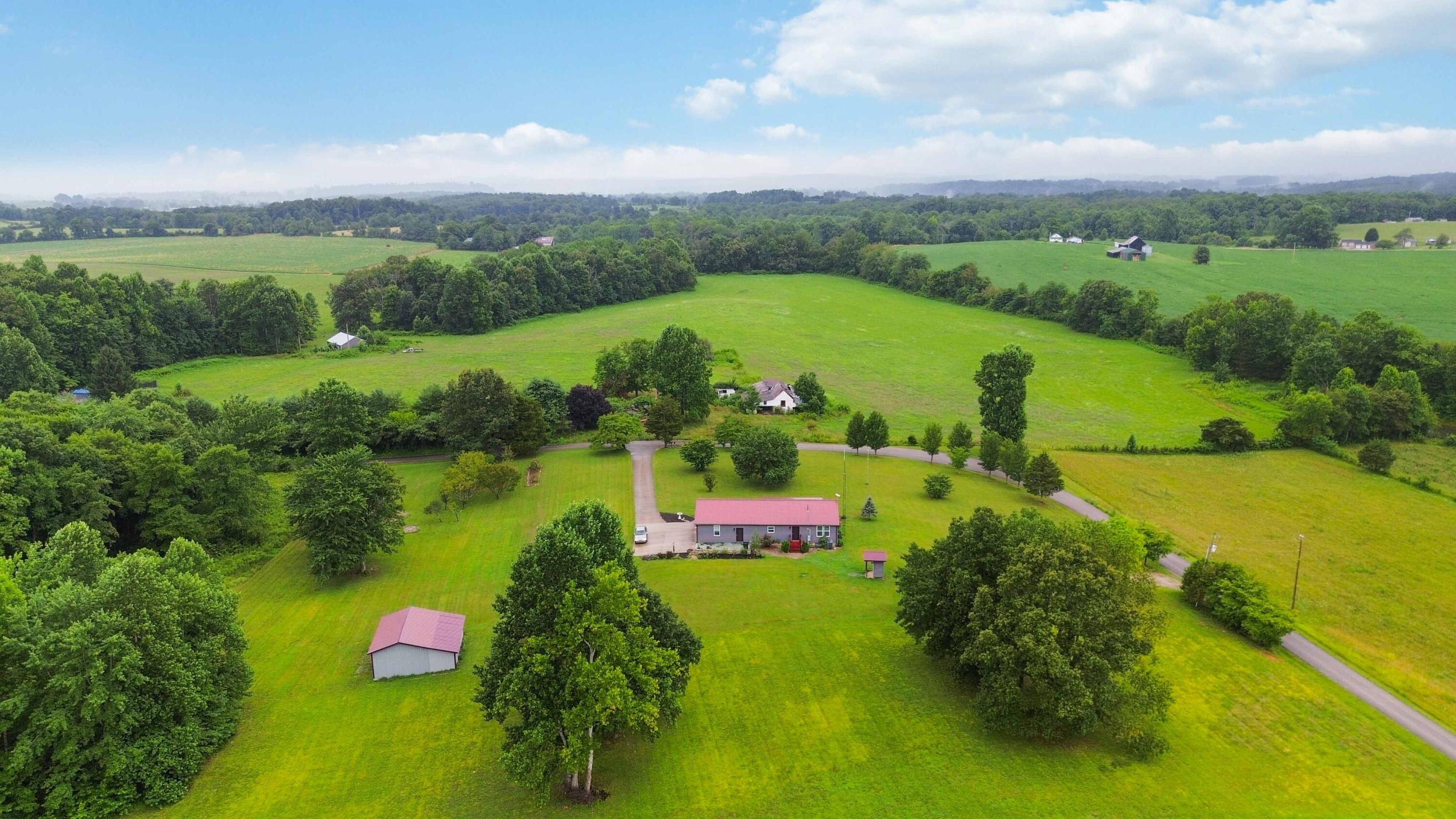 1716 Liberty Road Eubank, KY 42567 - Photo 4 of 53 034-2