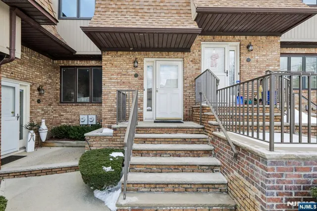 $429,999 | 70 River Road, Unit C003, Clifton, NJ 07014