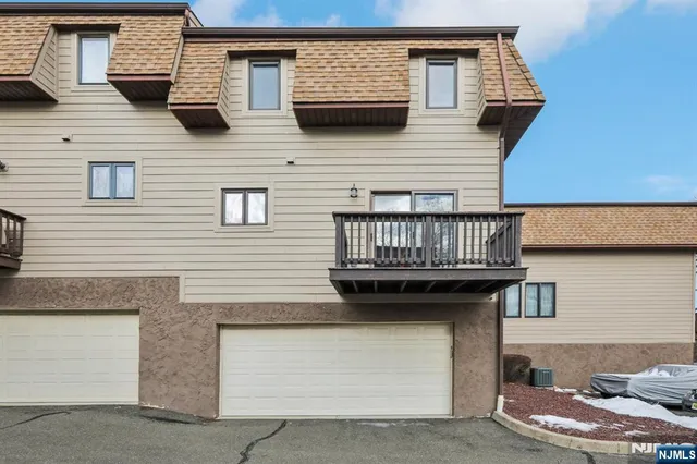 $429,999 | 70 River Road, Unit C003, Clifton, NJ 07014