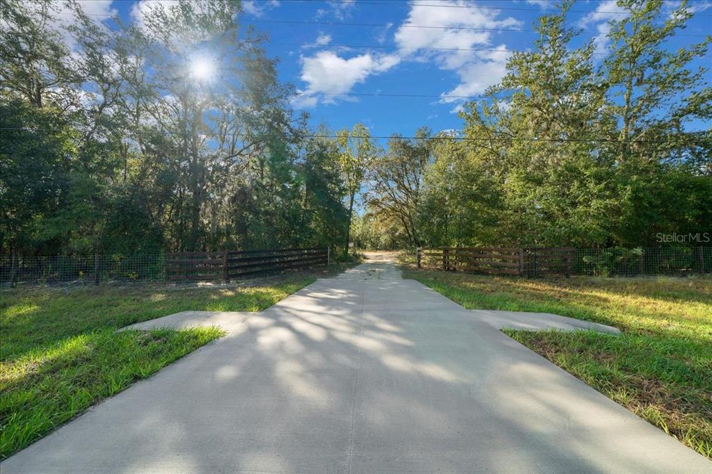 252 Malauka Road Ocklawaha, FL 32179 - Photo 44 of 78