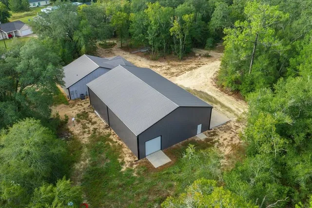 $625,000 | 252 Malauka Road, Ocklawaha, FL 32179