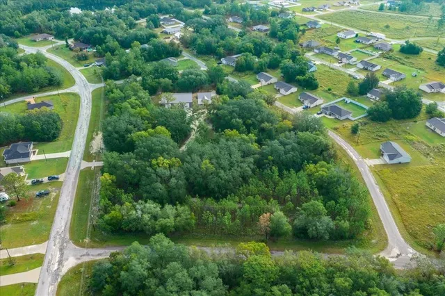 $625,000 | 252 Malauka Road, Ocklawaha, FL 32179