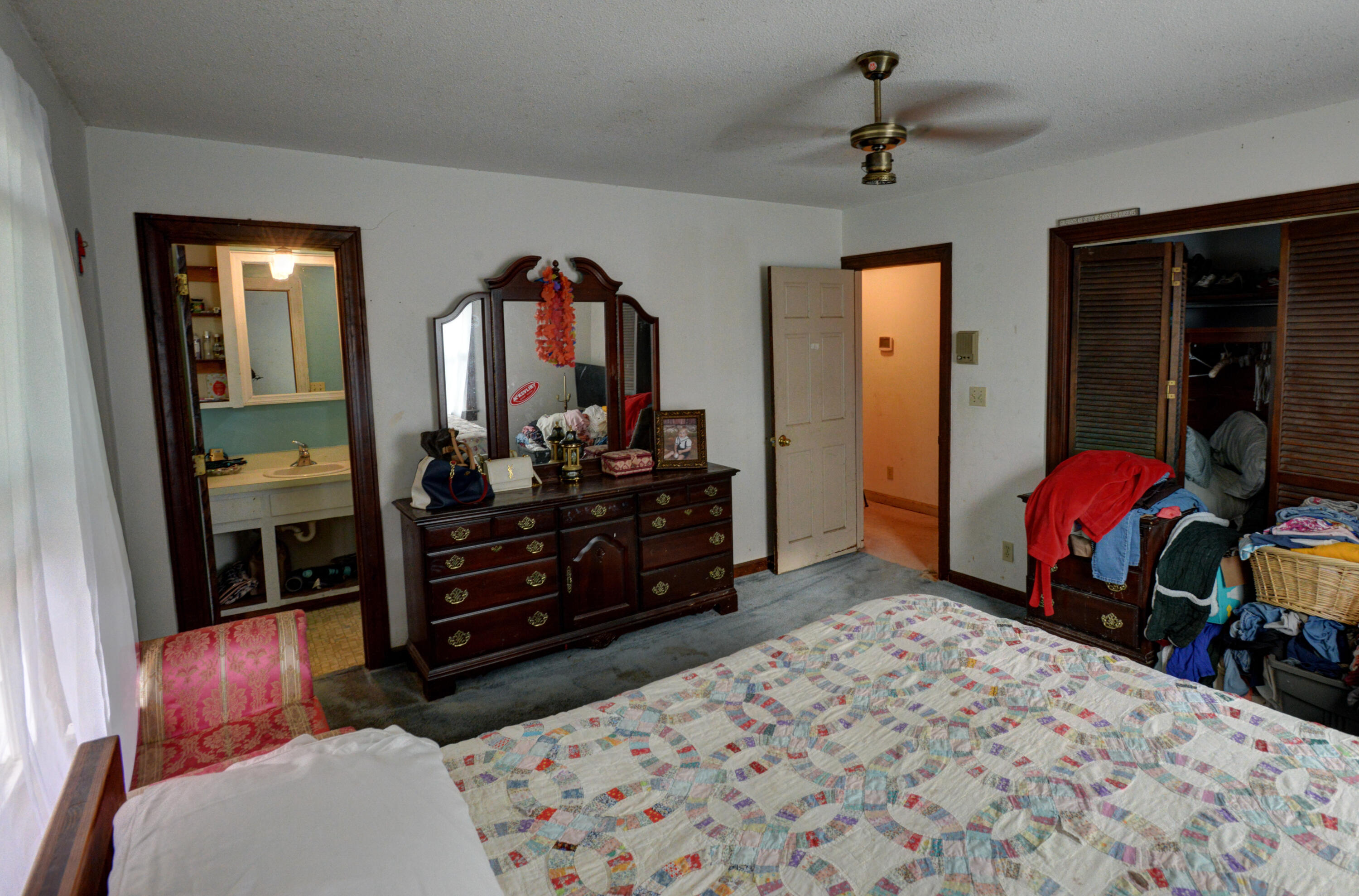 746 Tallwood Road Charleston, SC 29412 - Photo 11 of 24 746tallwood1208