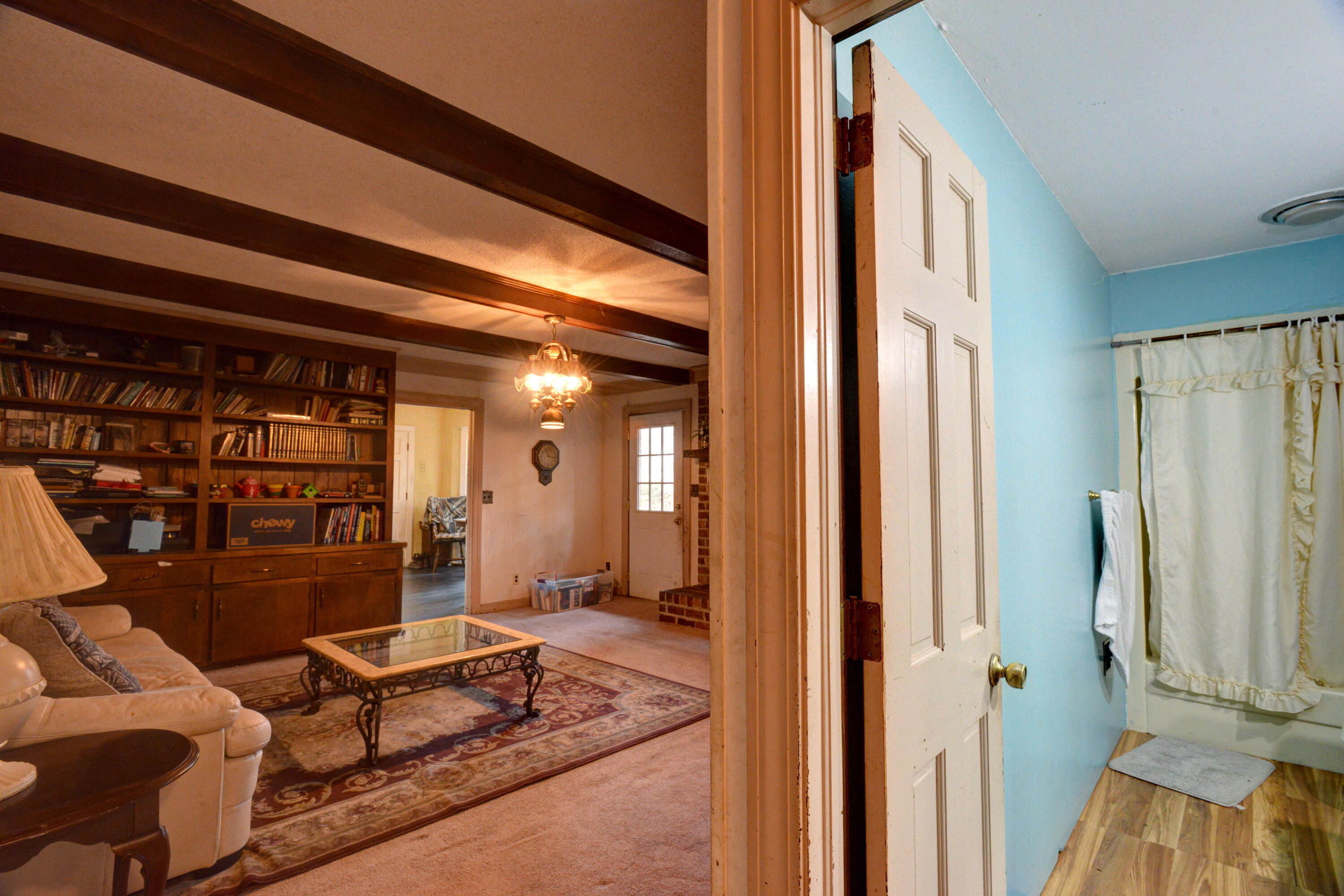 746 Tallwood Road Charleston, SC 29412 - Photo 9 of 24 746tallwood1218