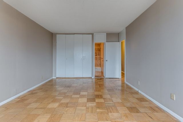 $1,000,000 | 65 East India Row, Unit 10B, Boston, MA 02110