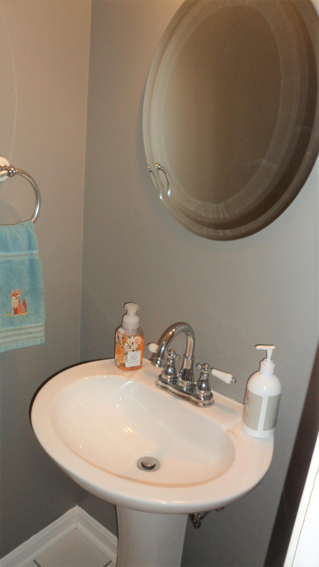 268 River Valley Road Frankfort, KY 40601 - Photo 19 of 59 half bath