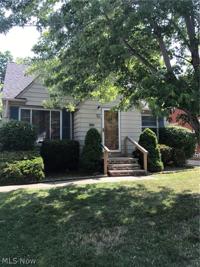 661 Babbitt Road Euclid, OH 44123 - Photo 1 of 1