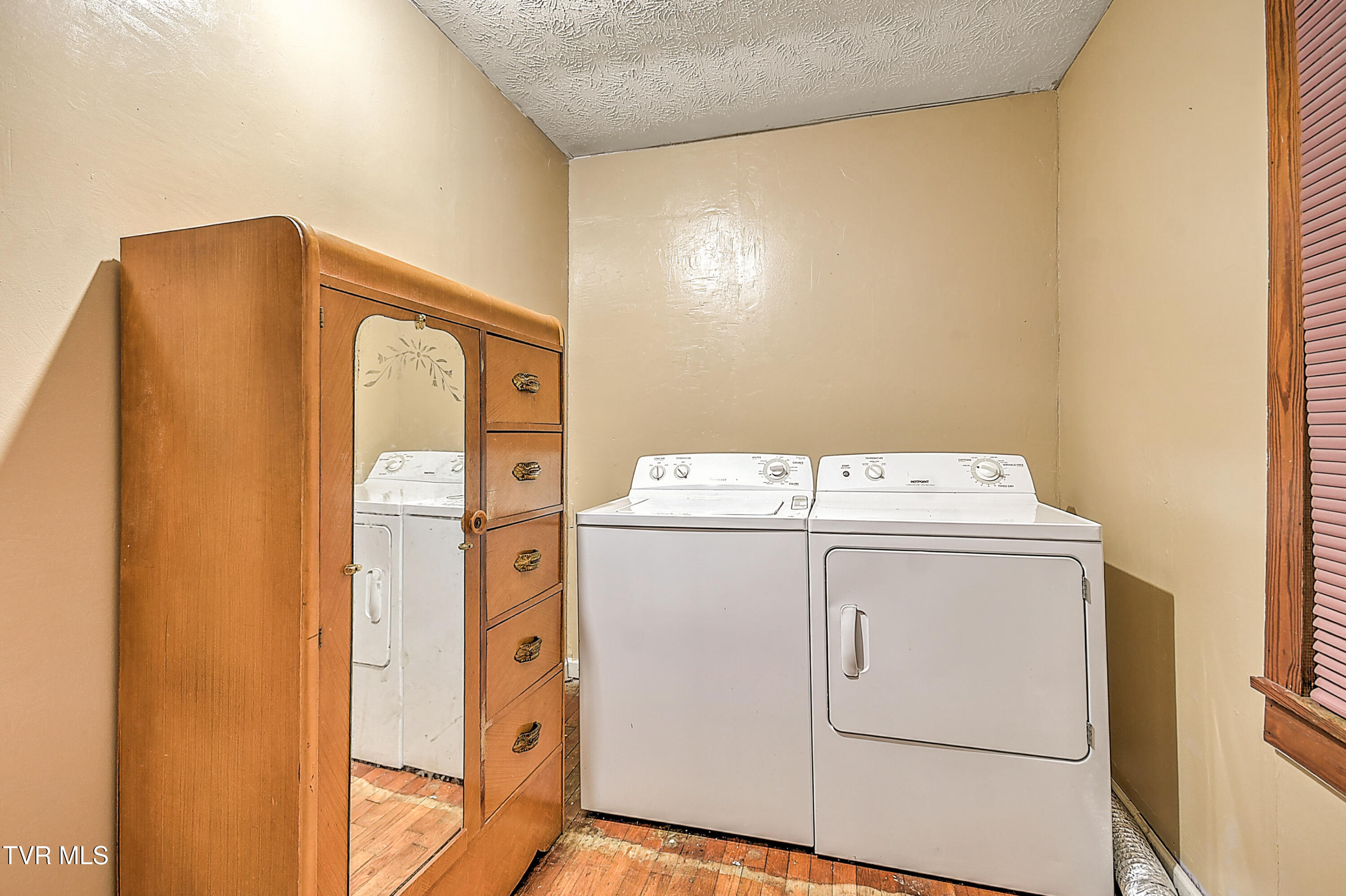 204 Lucy Road Kingsport, TN 37660 - Photo 20 of 41 204 Lucy DP-20