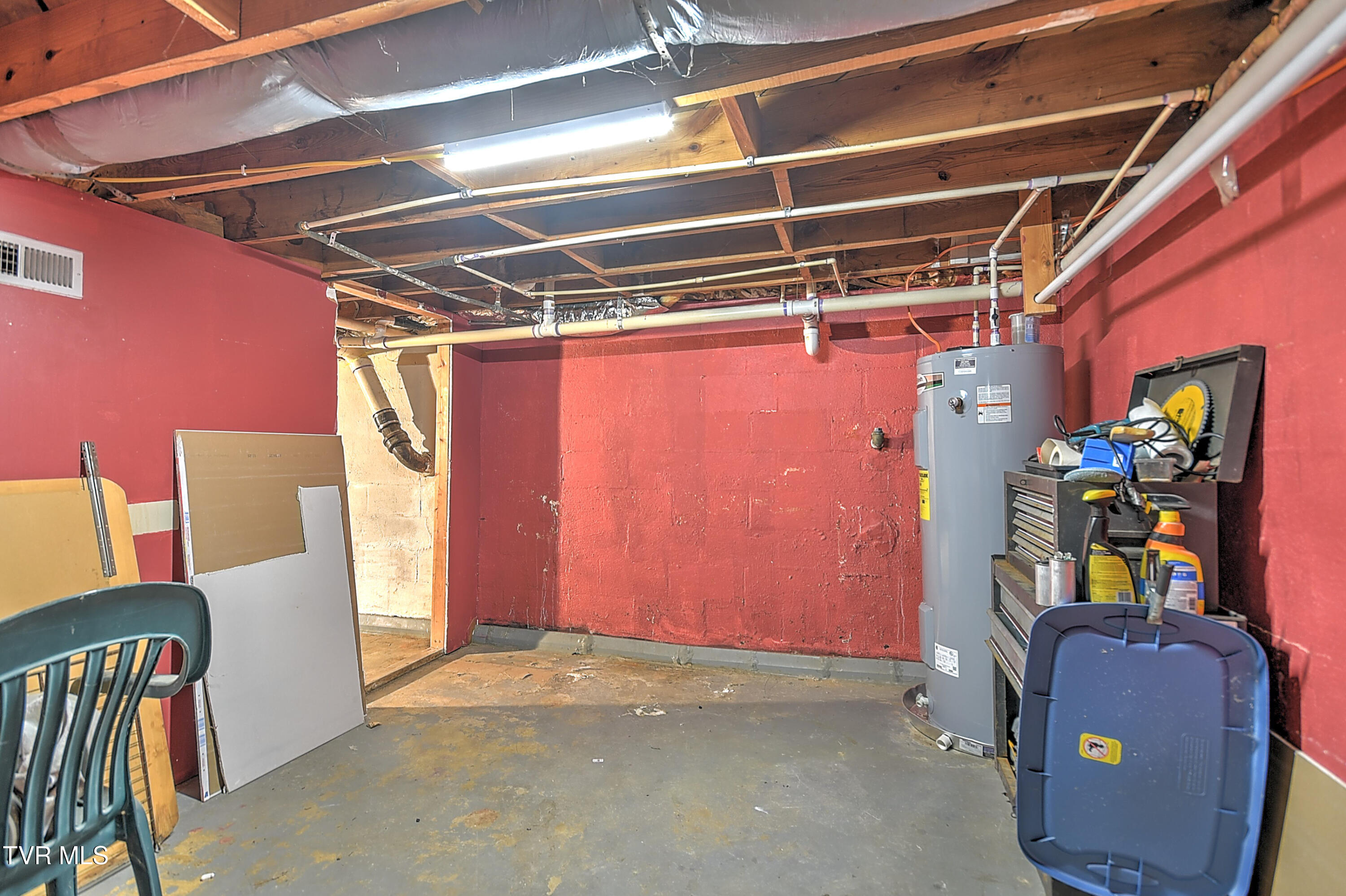 204 Lucy Road Kingsport, TN 37660 - Photo 30 of 41 204 Lucy DP-30