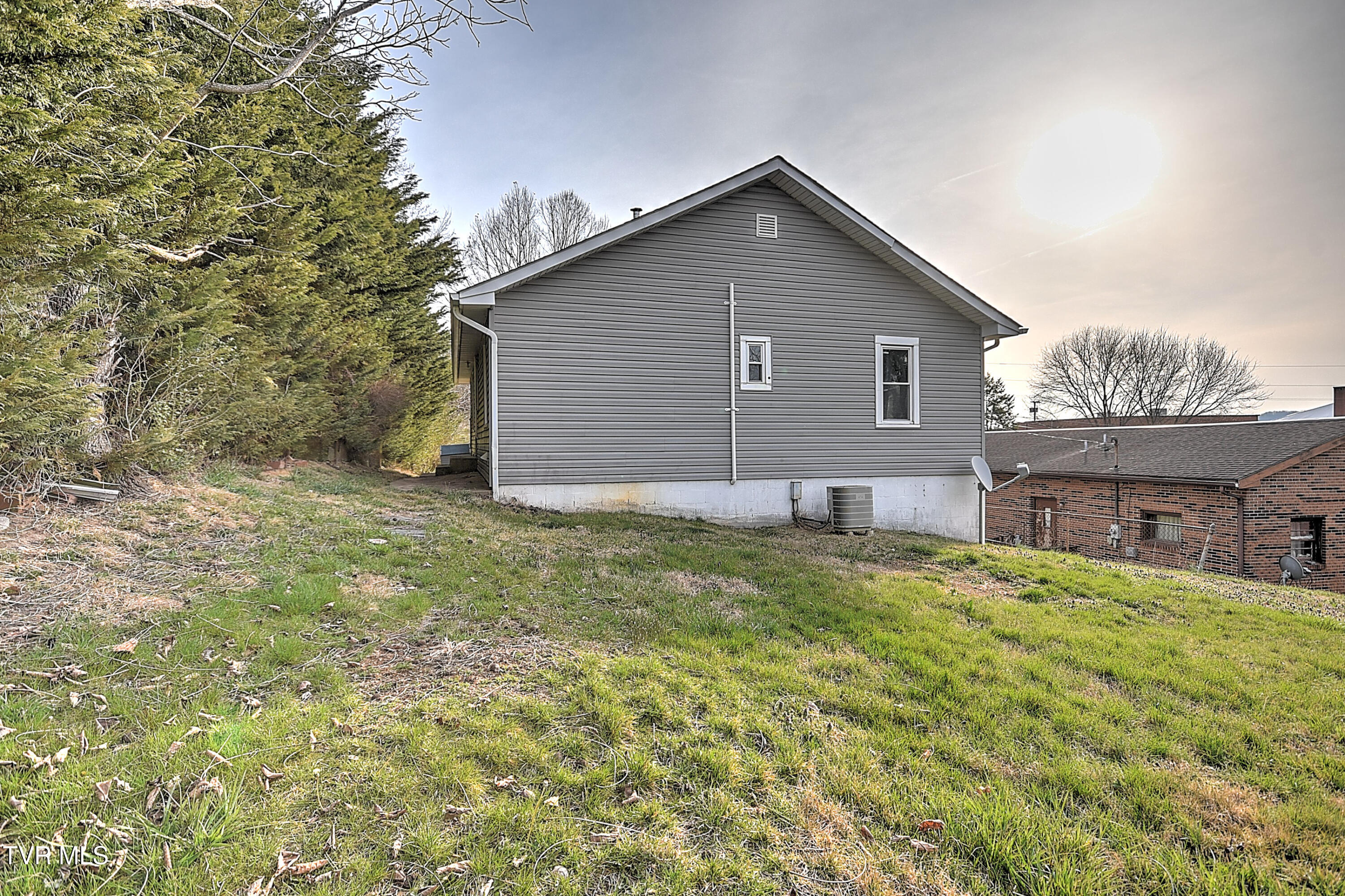 204 Lucy Road Kingsport, TN 37660 - Photo 39 of 41 204 Lucy DP-39