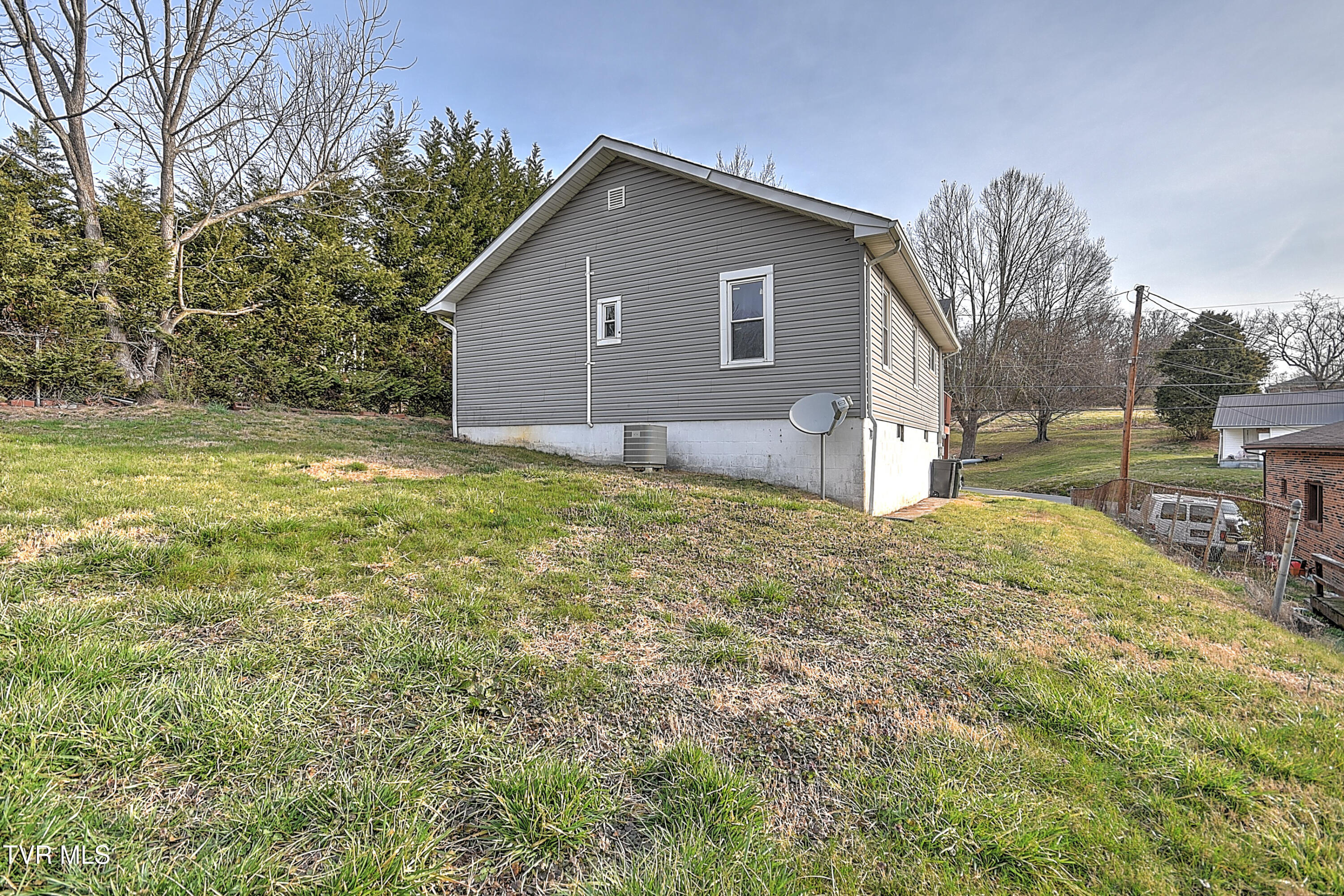 204 Lucy Road Kingsport, TN 37660 - Photo 41 of 41 204 Lucy DP-41