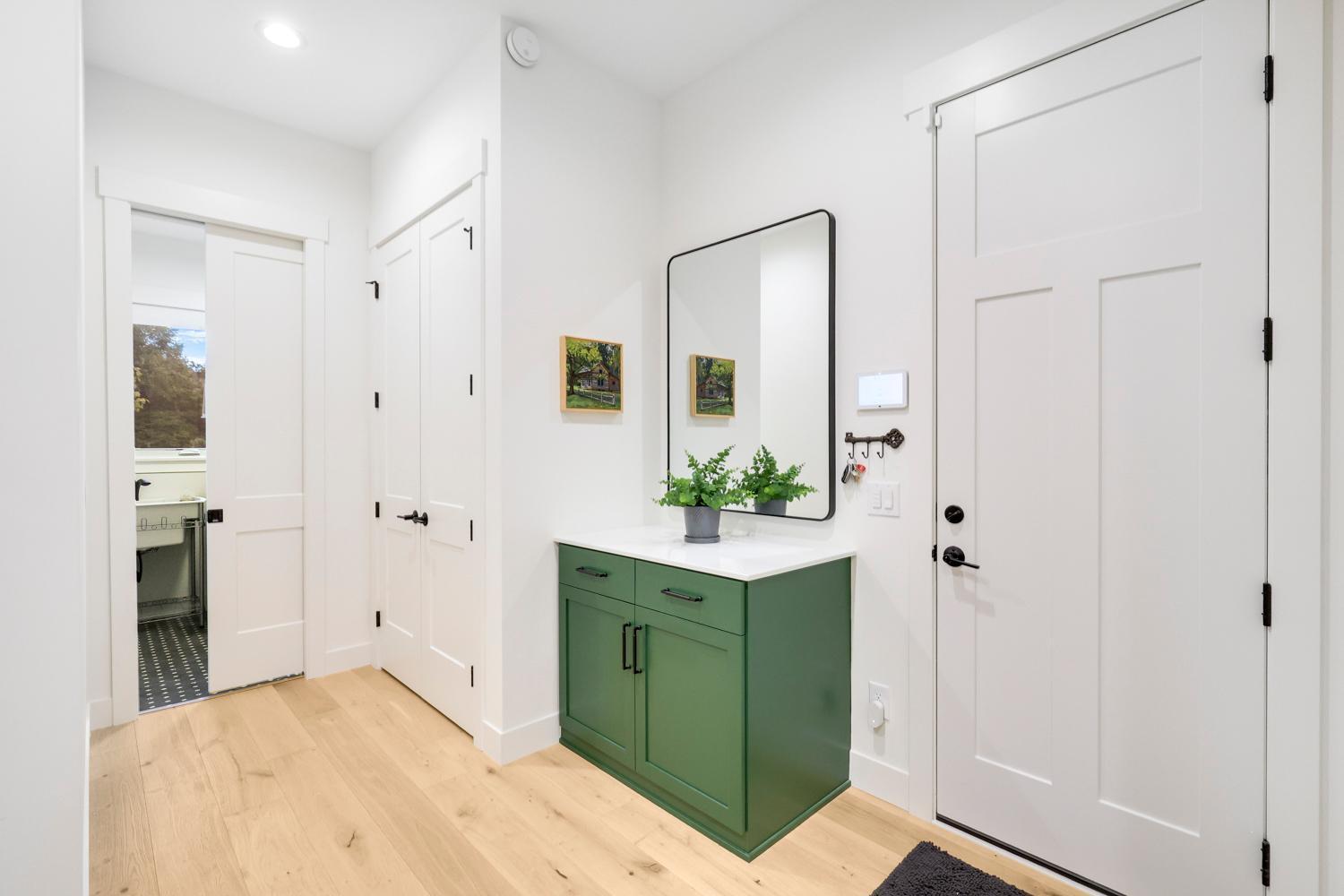 4951 Parkside Circle Eagan, MN 55123 - Photo 17 of 68