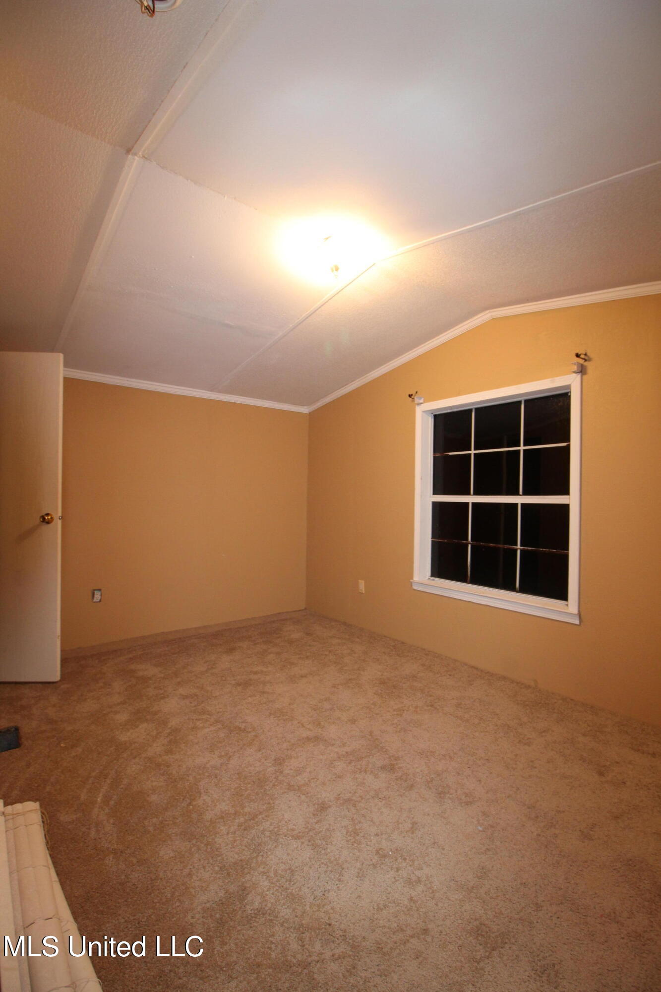 15300 Hardy Waltman Road Moss Point, MS 39562 - Photo 10 of 13 IMG_3073
