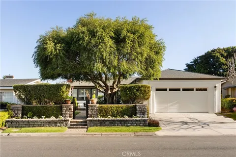 $3,990,000 | 453 Seaward Road, Corona del Mar, CA 92625