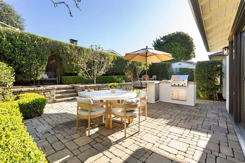 $3,990,000 | 453 Seaward Road, Corona del Mar, CA 92625