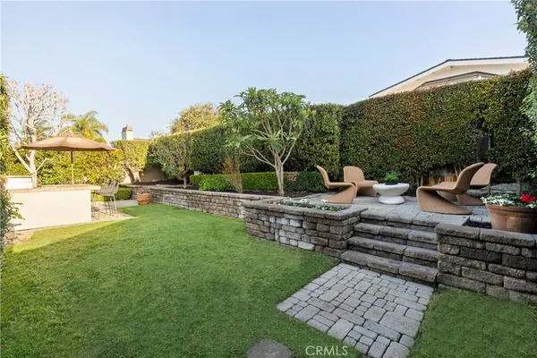 $3,990,000 | 453 Seaward Road, Corona del Mar, CA 92625