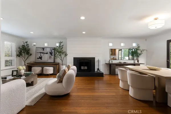 $3,990,000 | 453 Seaward Road, Corona del Mar, CA 92625