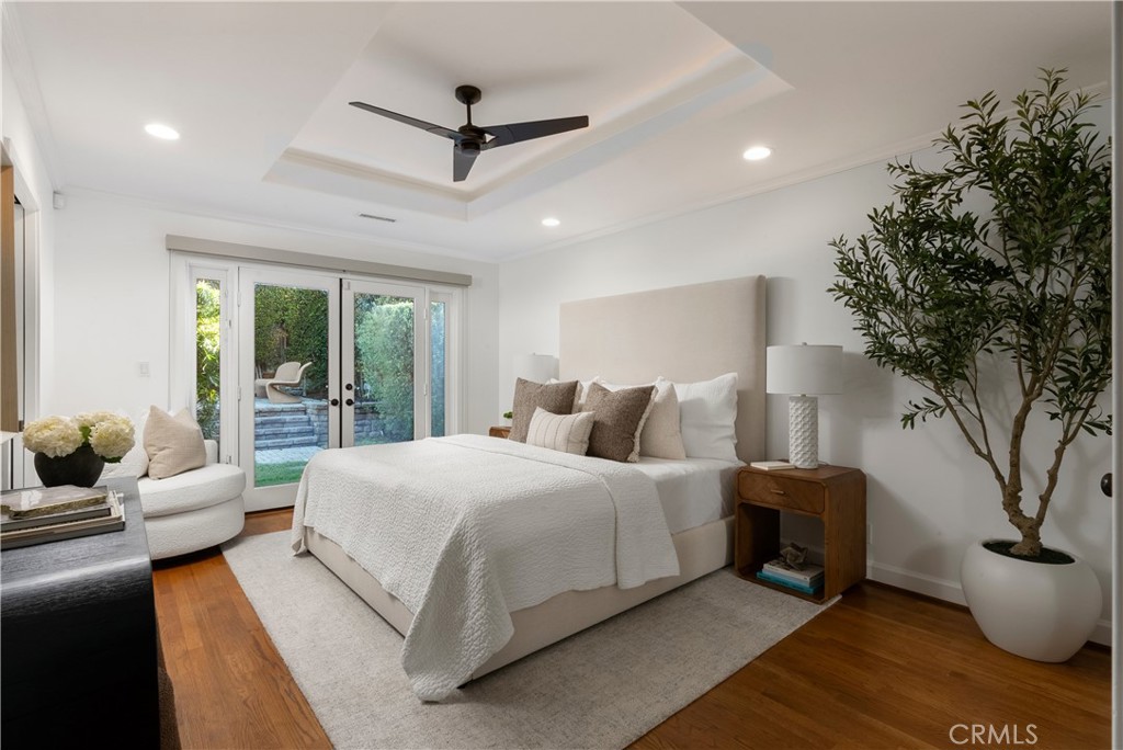 453 Seaward Road Corona del Mar, CA 92625 - Photo 9 of 18