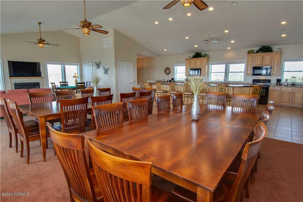 709 Salter Path Road Indian Beach, NC 28512 - Photo 10 of 89 Great Room