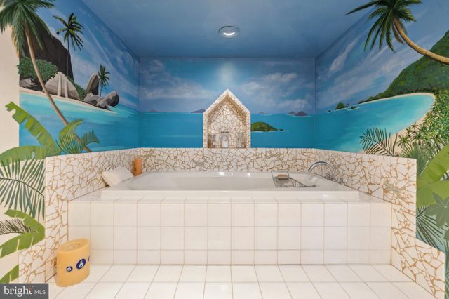 a outdoor space view with a outdoor seating