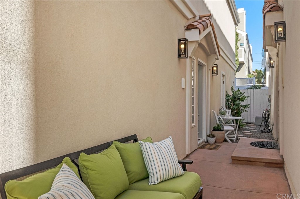 1730 Reed Street Redondo Beach, CA 90278 - Photo 2 of 35