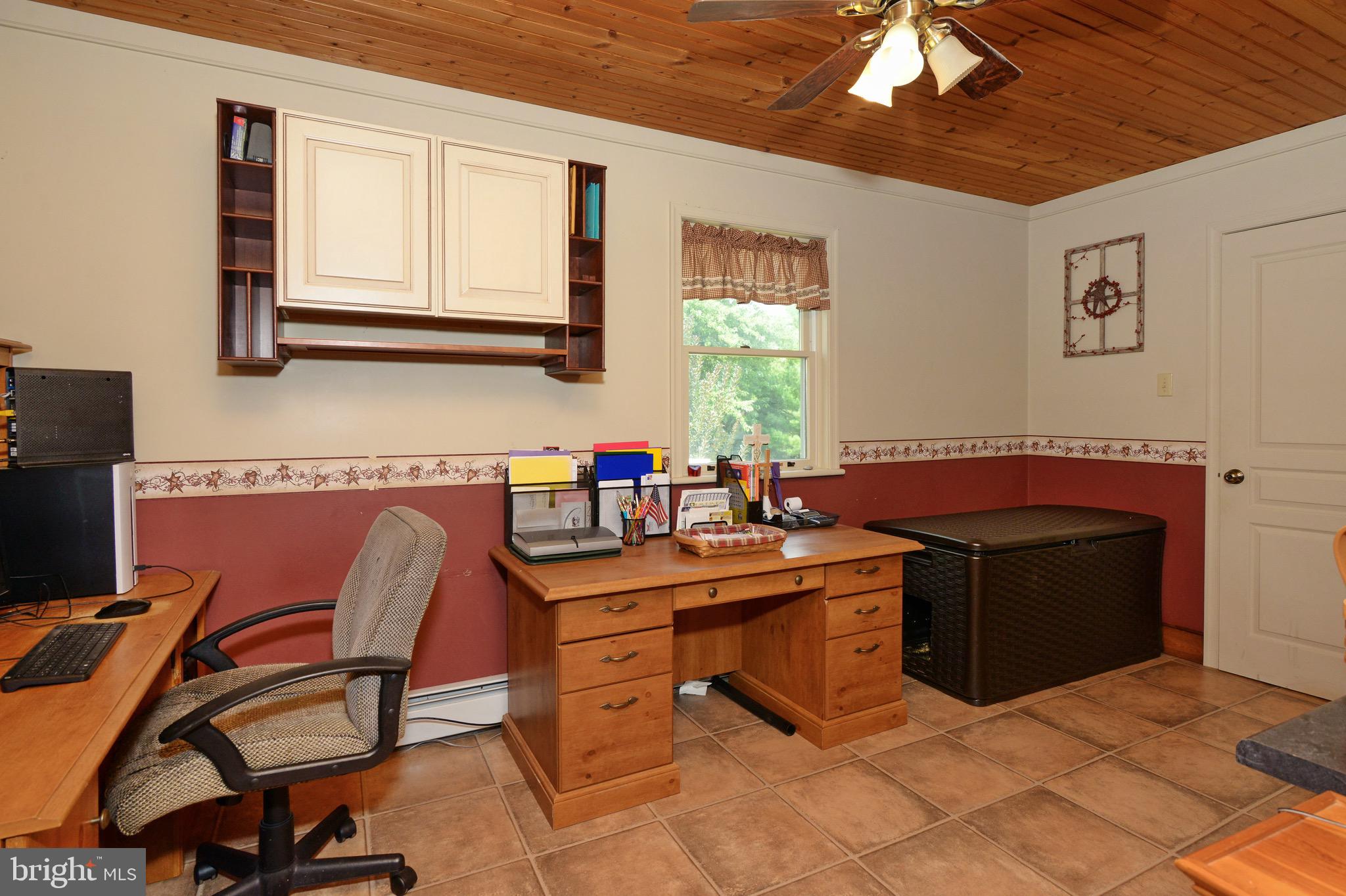 205 Cross Road Gilbertsville, PA 19525 - Photo 12 of 49 Gallery Image 12