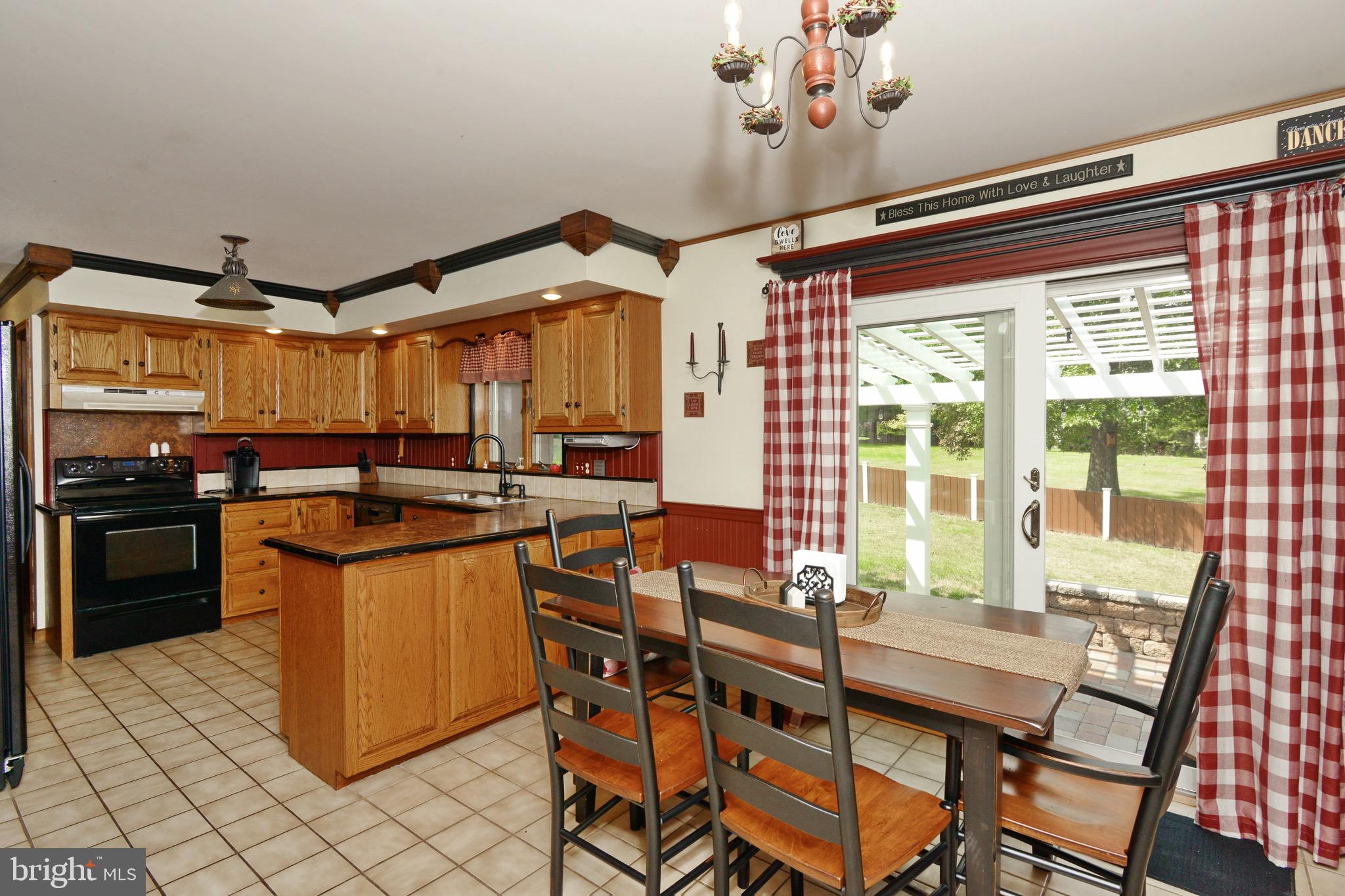 205 Cross Road Gilbertsville, PA 19525 - Photo 16 of 49 Gallery Image 16