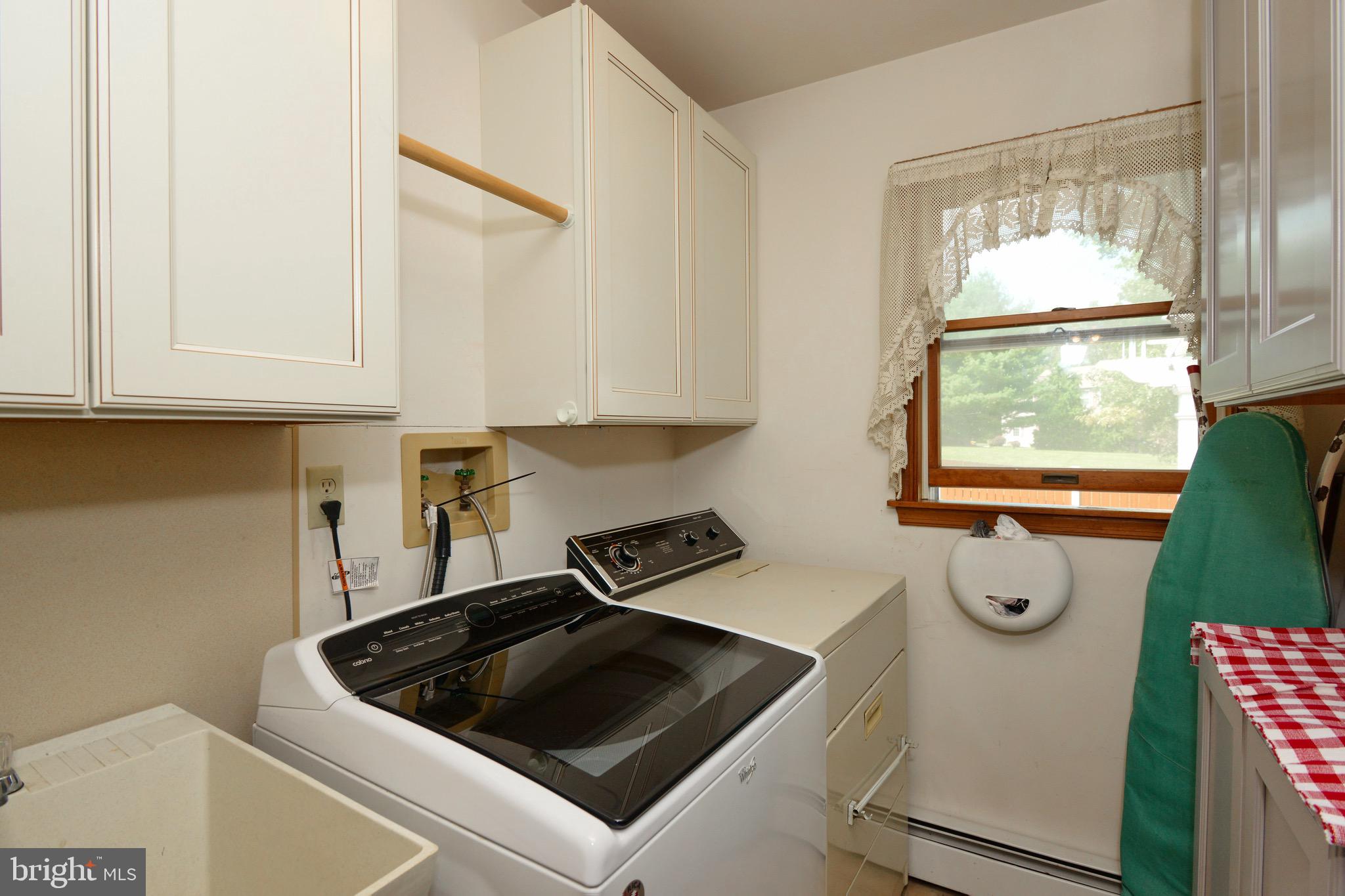 205 Cross Road Gilbertsville, PA 19525 - Photo 18 of 49 Gallery Image 18
