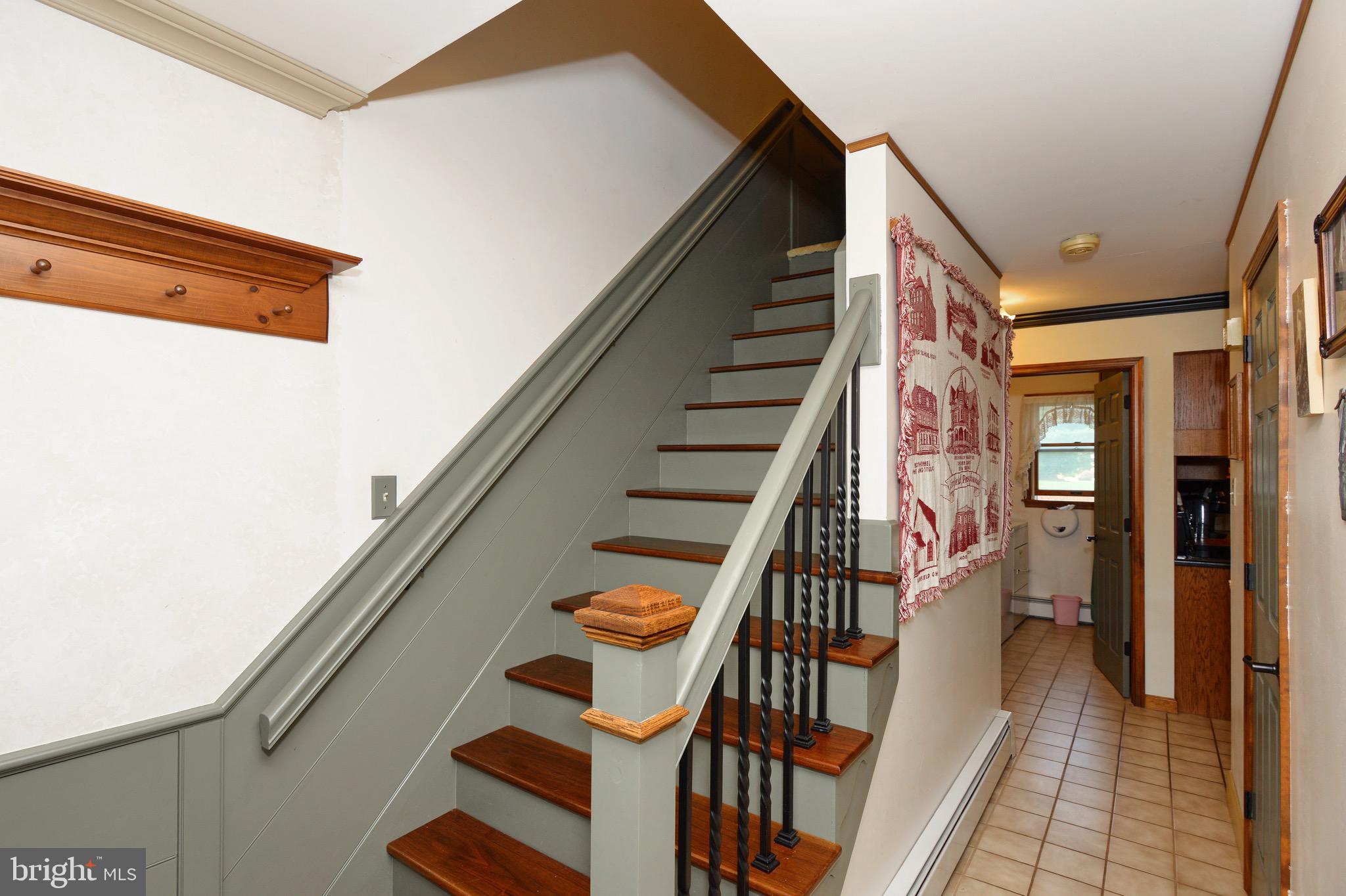 205 Cross Road Gilbertsville, PA 19525 - Photo 3 of 49 Gallery Image 3