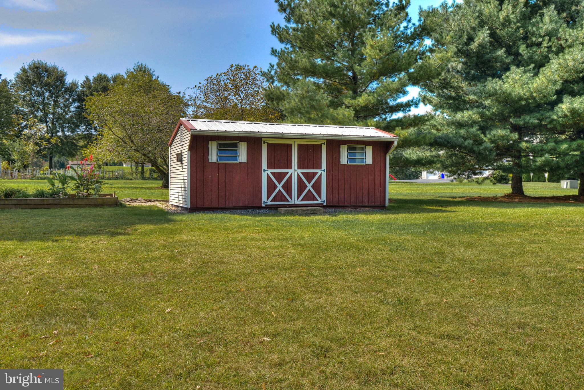 205 Cross Road Gilbertsville, PA 19525 - Photo 41 of 49 Gallery Image 41