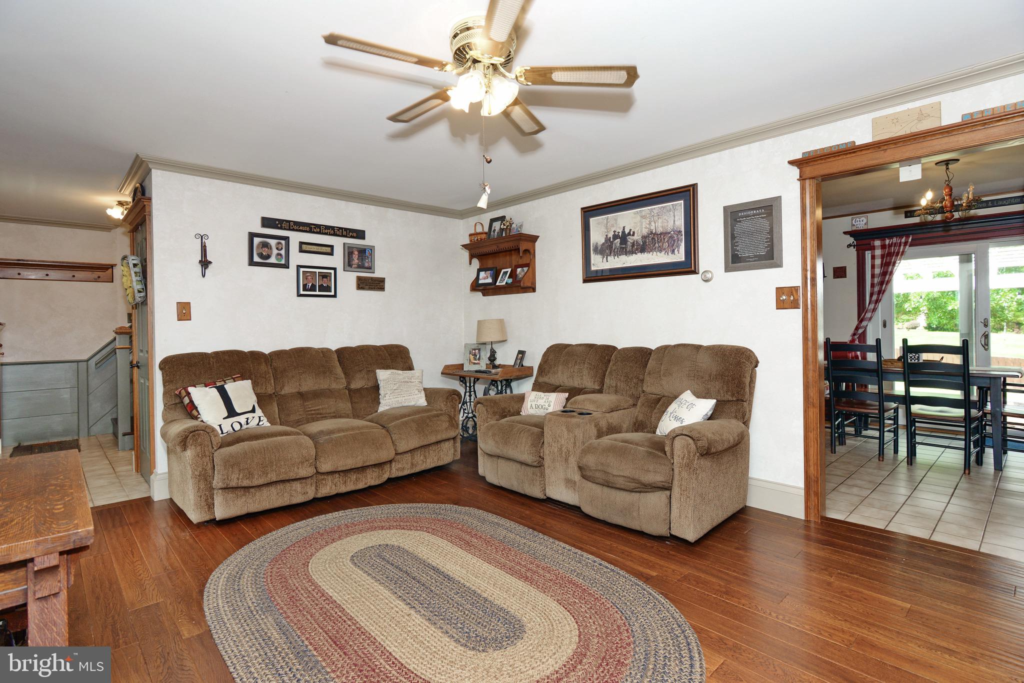205 Cross Road Gilbertsville, PA 19525 - Photo 6 of 49 Gallery Image 6