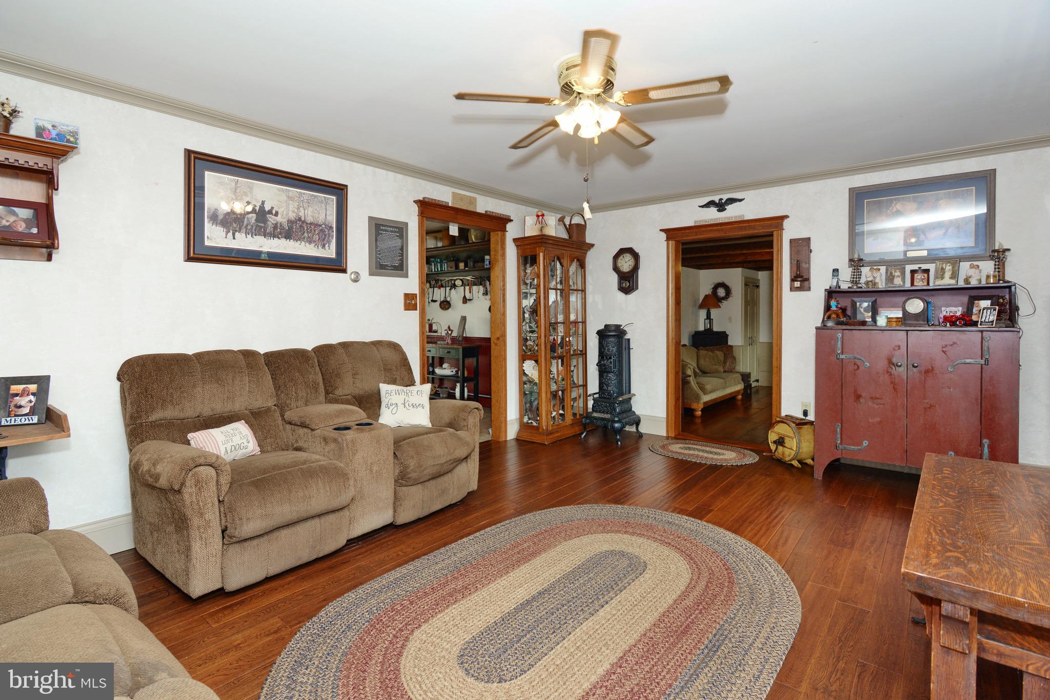 205 Cross Road Gilbertsville, PA 19525 - Photo 7 of 49 Gallery Image 7