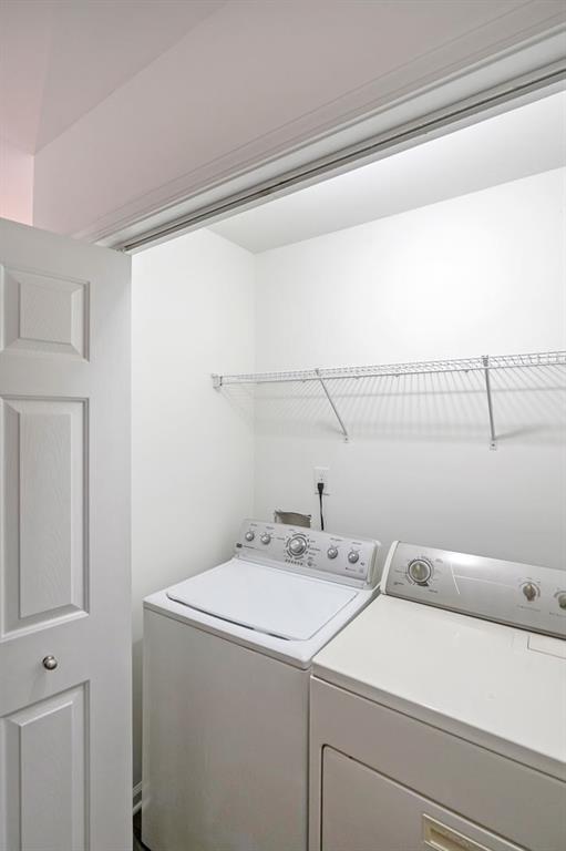 211 West Bridge Drive Dallas, GA 30157 - Photo 12 of 26 a utility room with dryer and washer