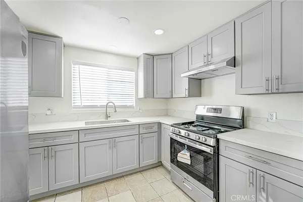 $2,900 | 400 West 109th Street, Unit 2, Los Angeles, CA 90061