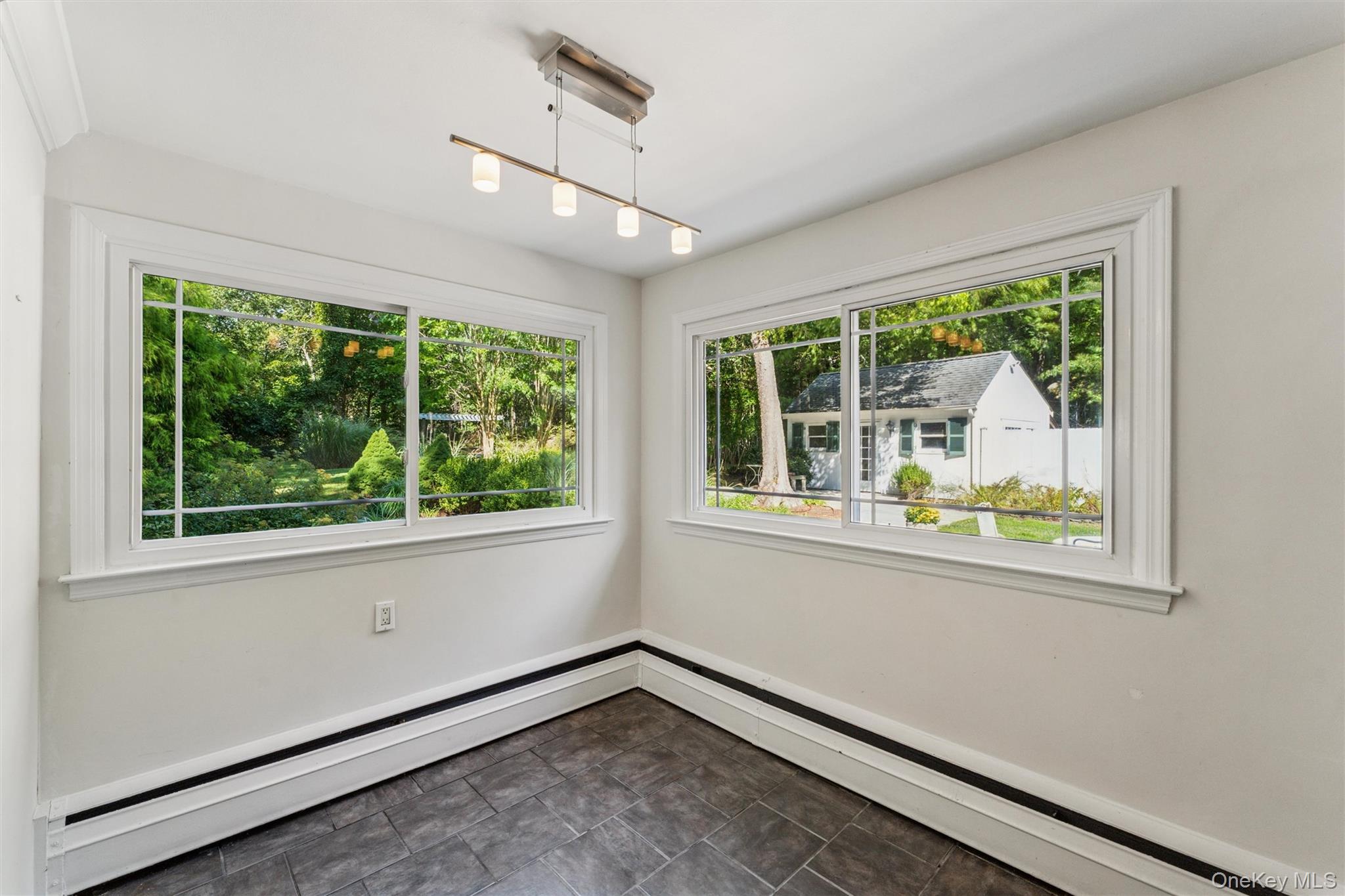 29 Squiretown Road, Unit D Hampton Bays, NY 11946 - Photo 13 of 16